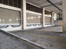 Gul Circle (D22), Warehouse #575445271